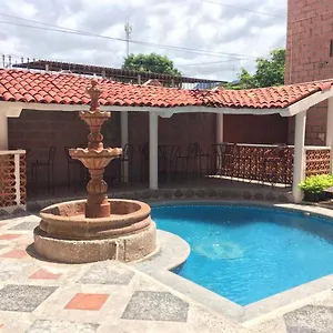2* Hotel Oyo Brisas Del Pacifico
