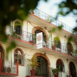 2* Hotel Azteca
